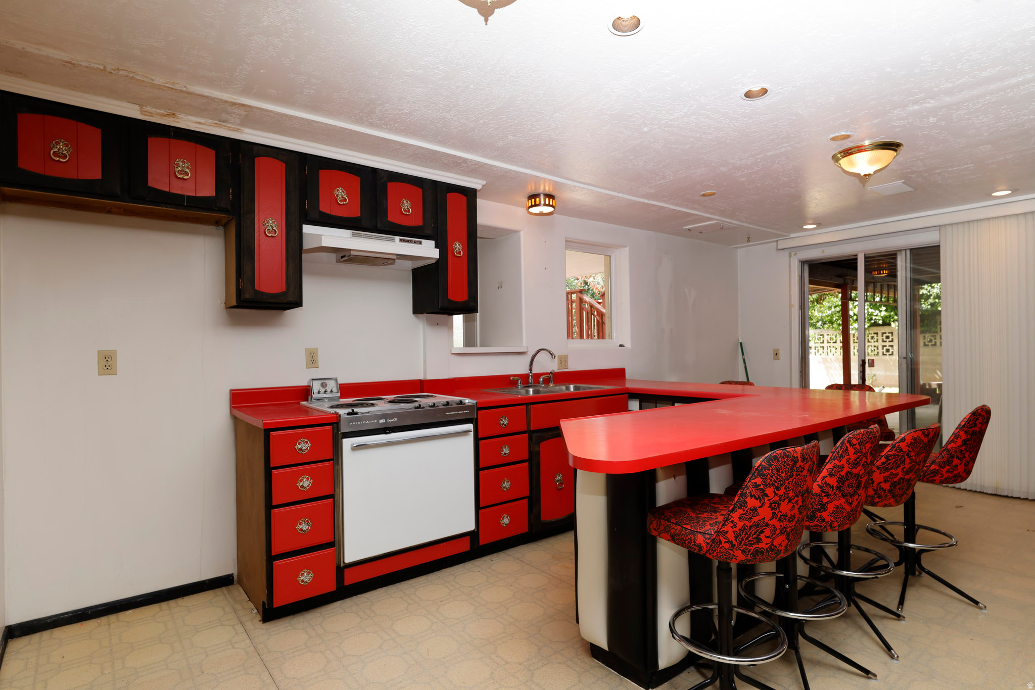 EAST OLYMPUS HEIGHTS - Residential