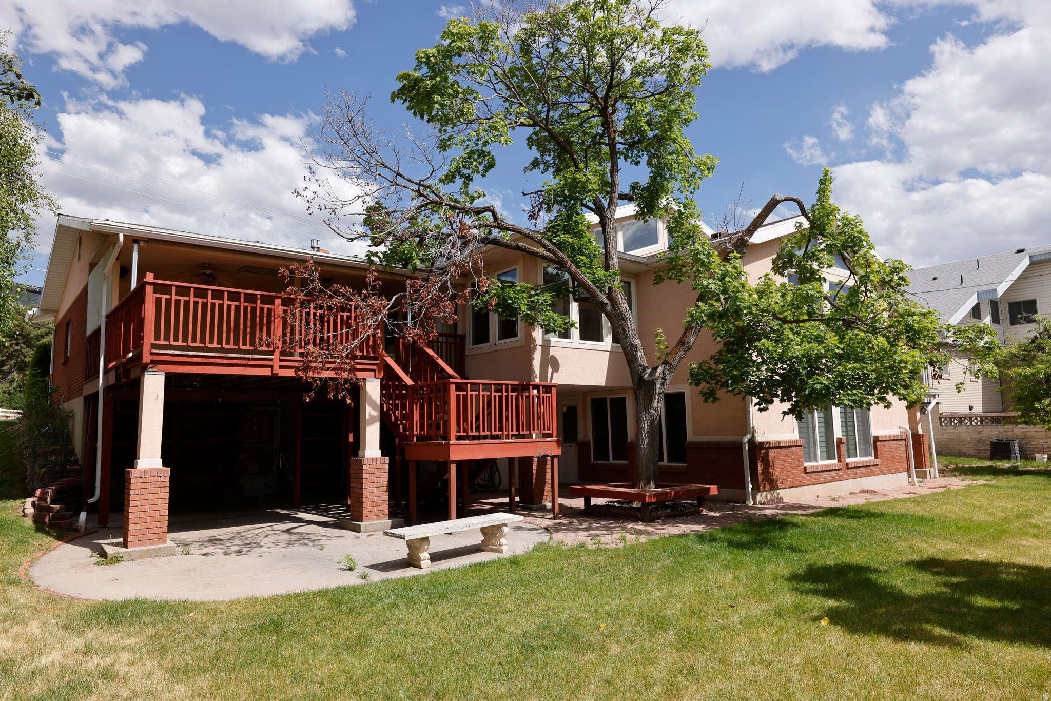 EAST OLYMPUS HEIGHTS - Residential