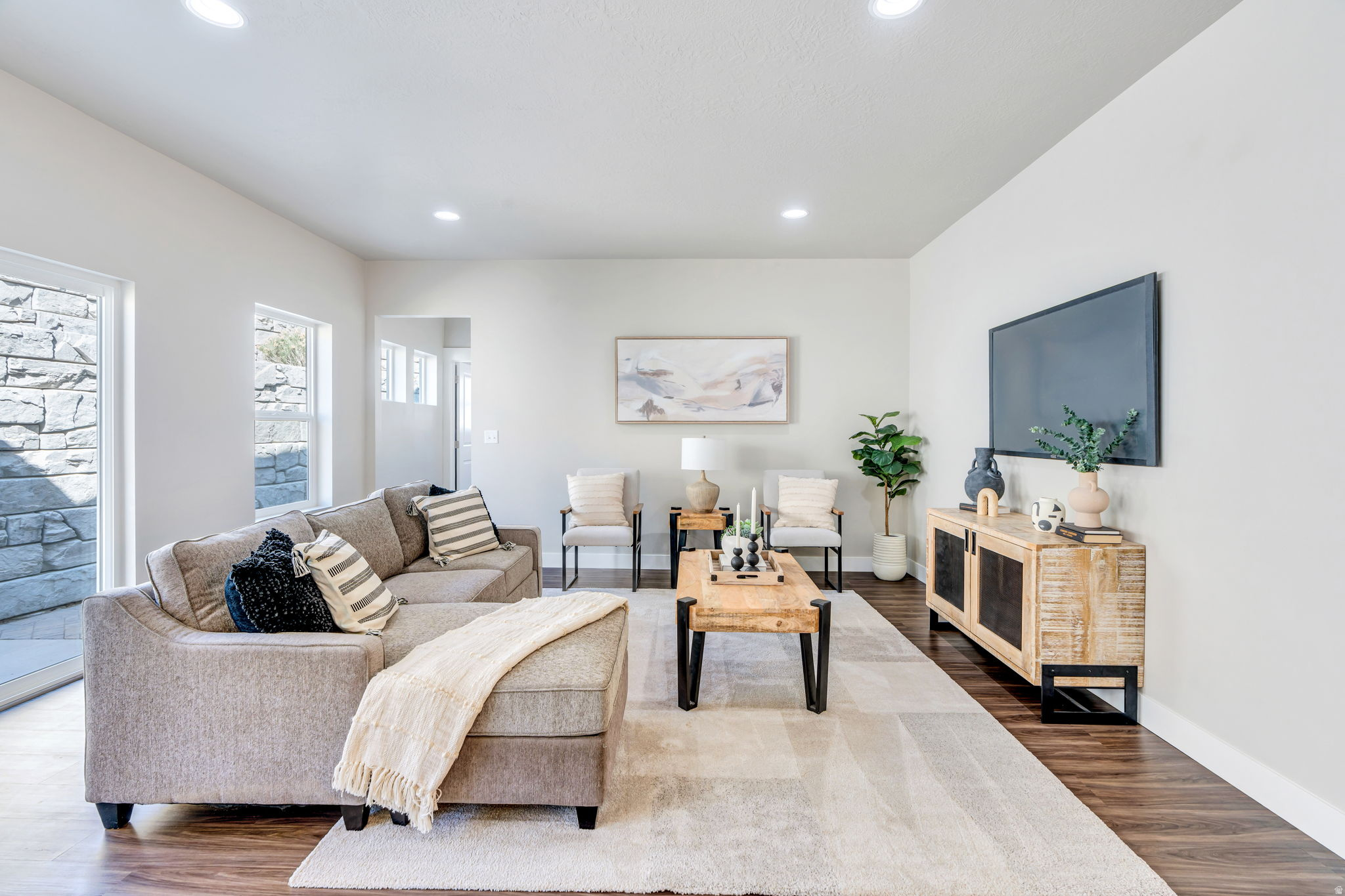 RIDGE - Residential