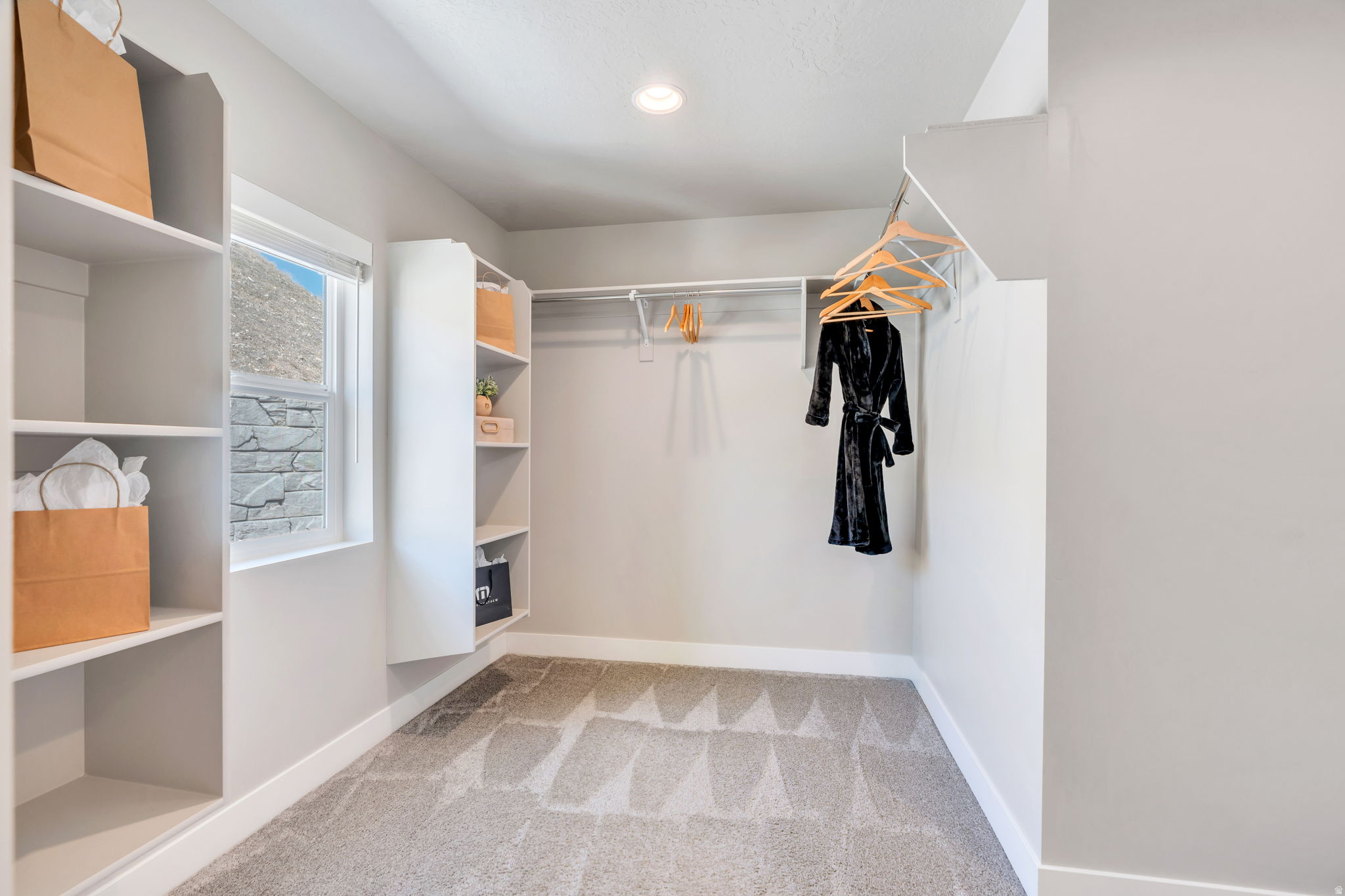 RIDGE - Residential