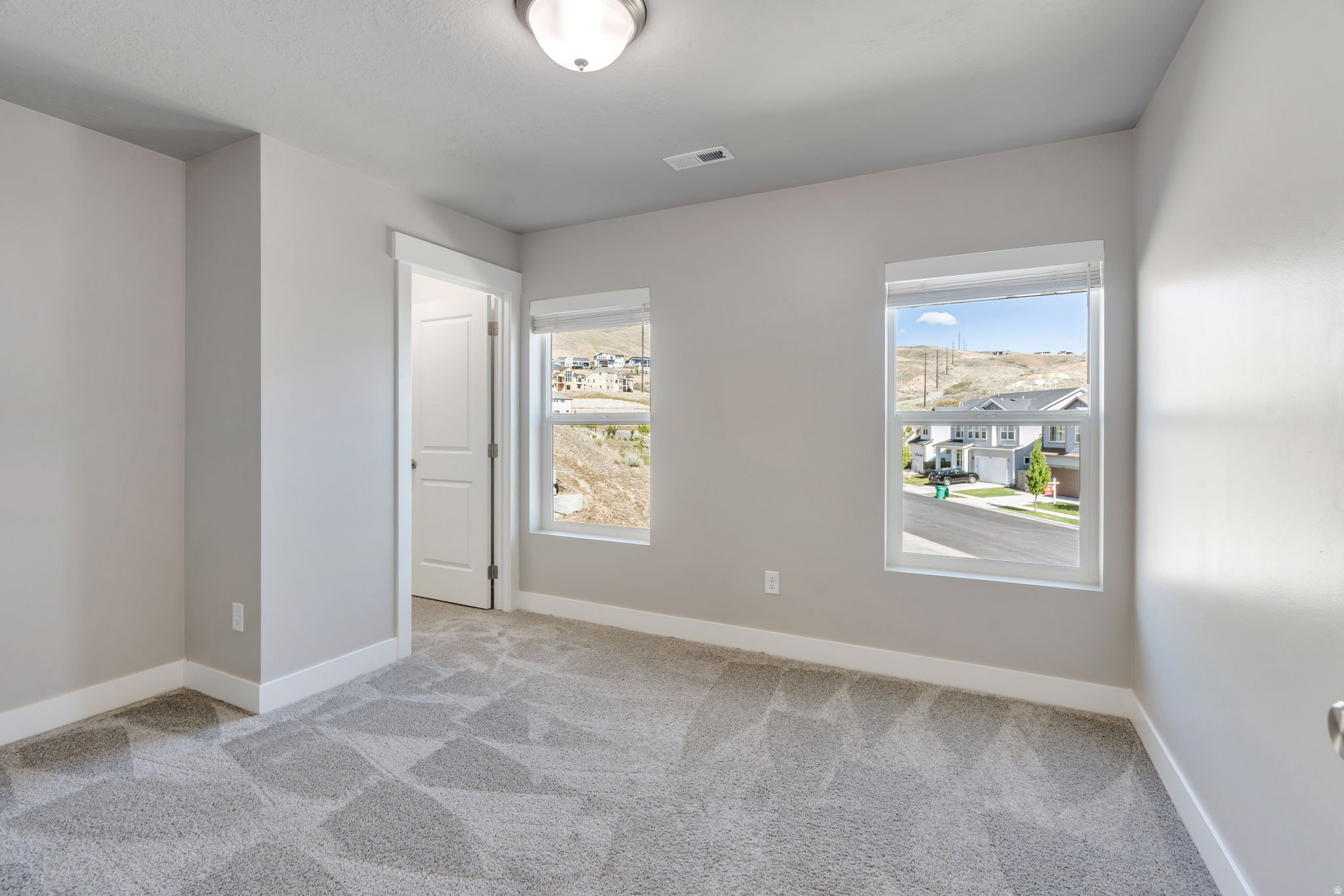 RIDGE - Residential