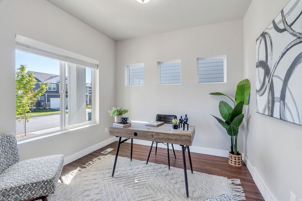 Photo of 2136 W NORTHRIDGE DR, Lehi, UT 84048 (MLS # 2155571)