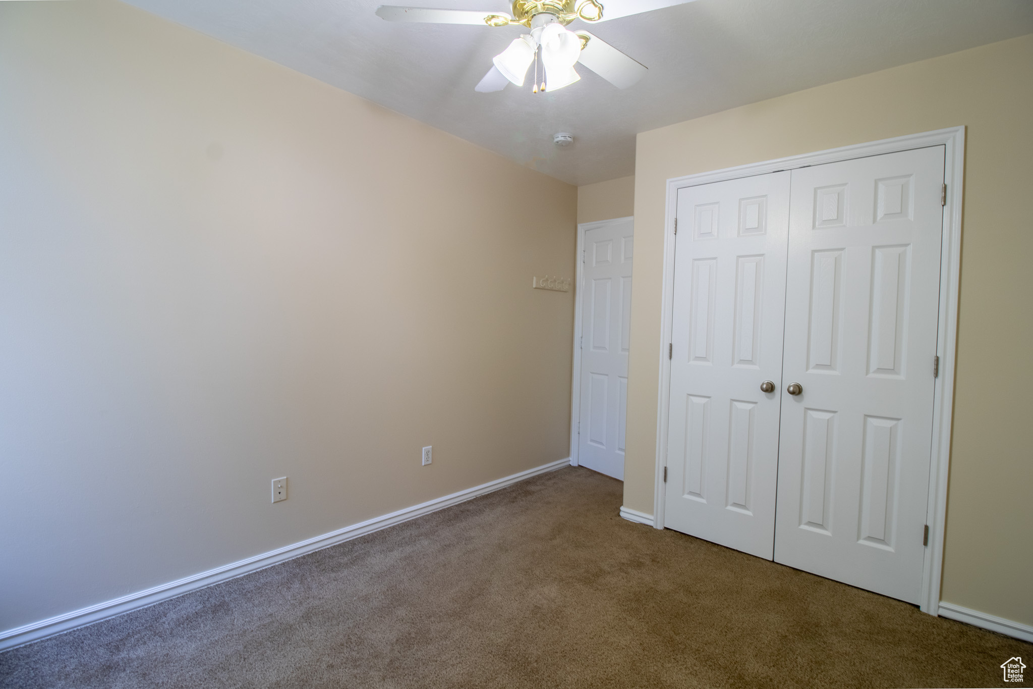 ANGEL CROSSING - Residential