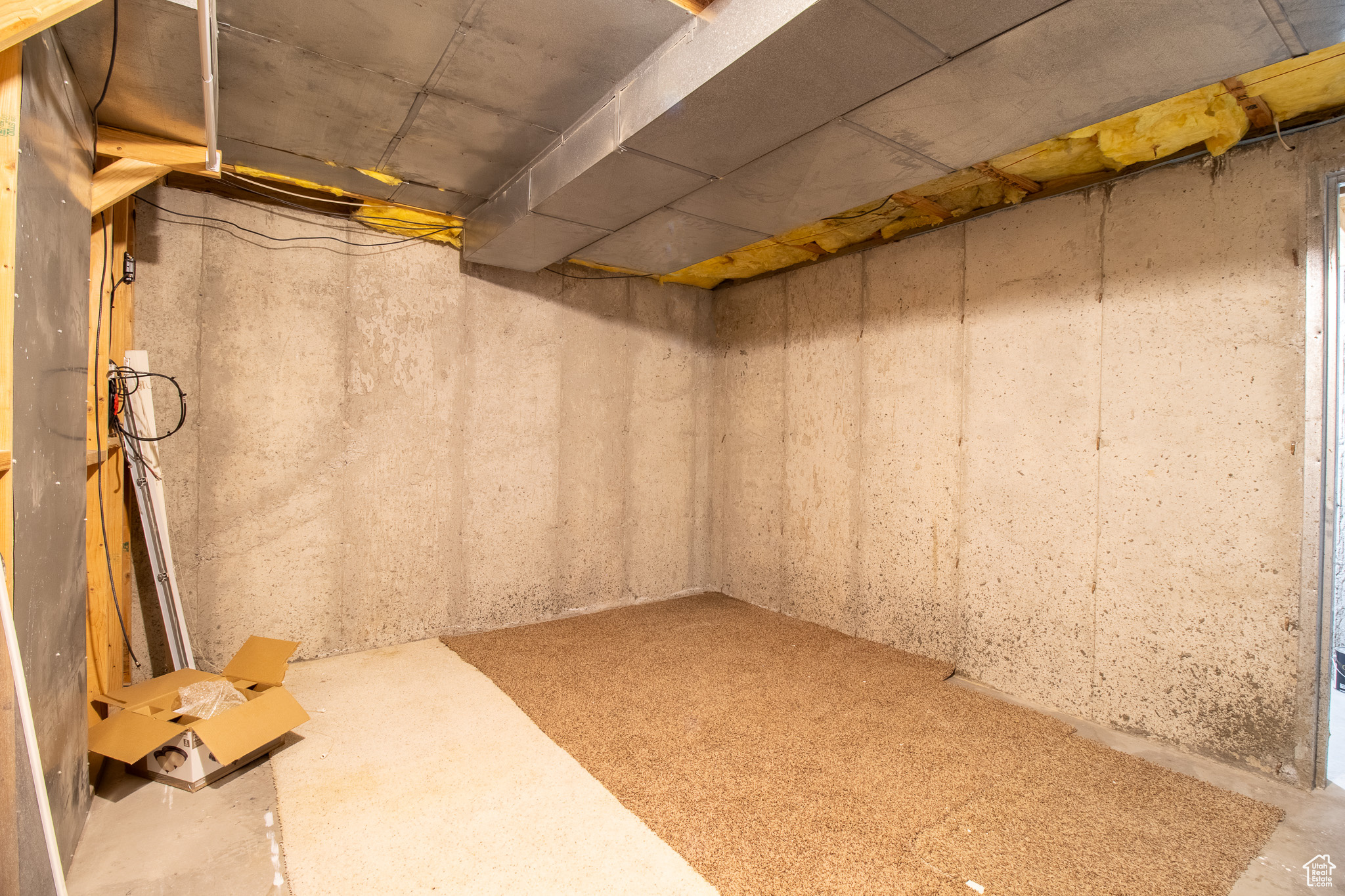 ANGEL CROSSING - Residential