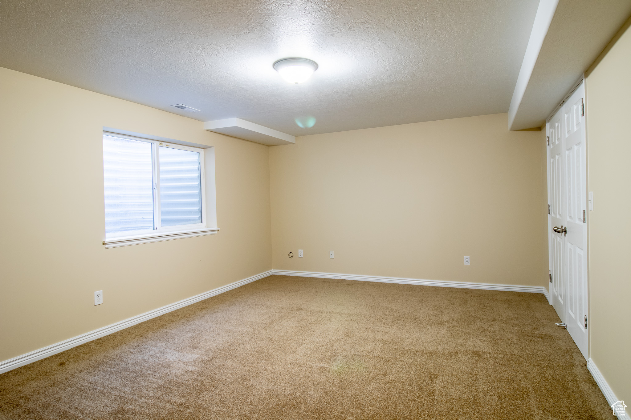 ANGEL CROSSING - Residential