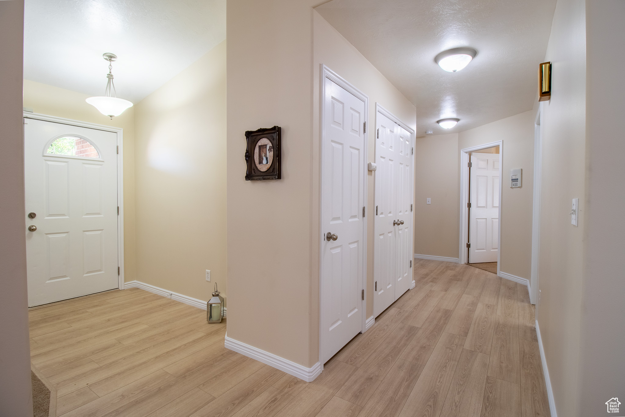 ANGEL CROSSING - Residential