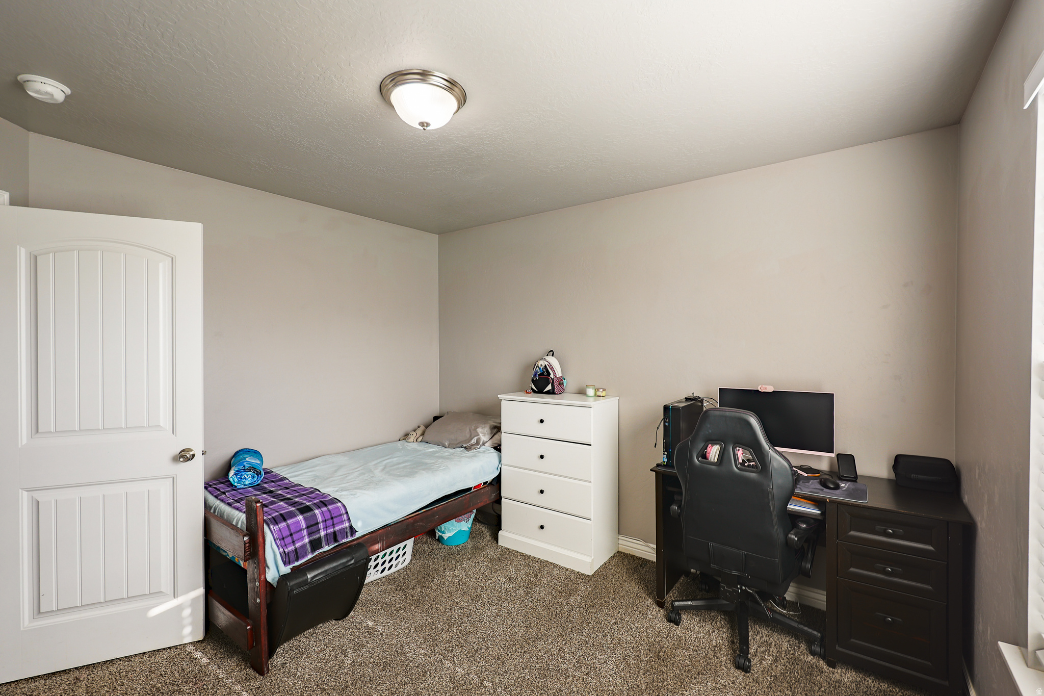 COLONIAL PARK - Residential