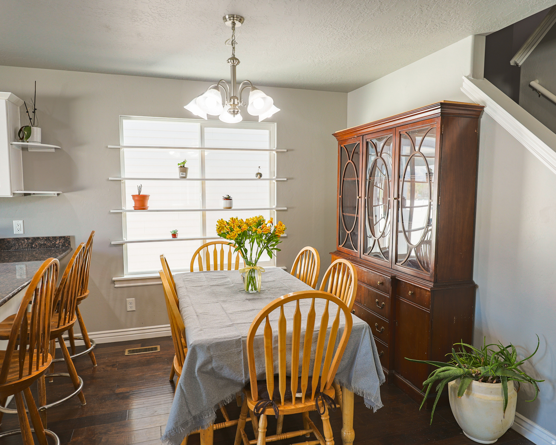 COLONIAL PARK - Residential