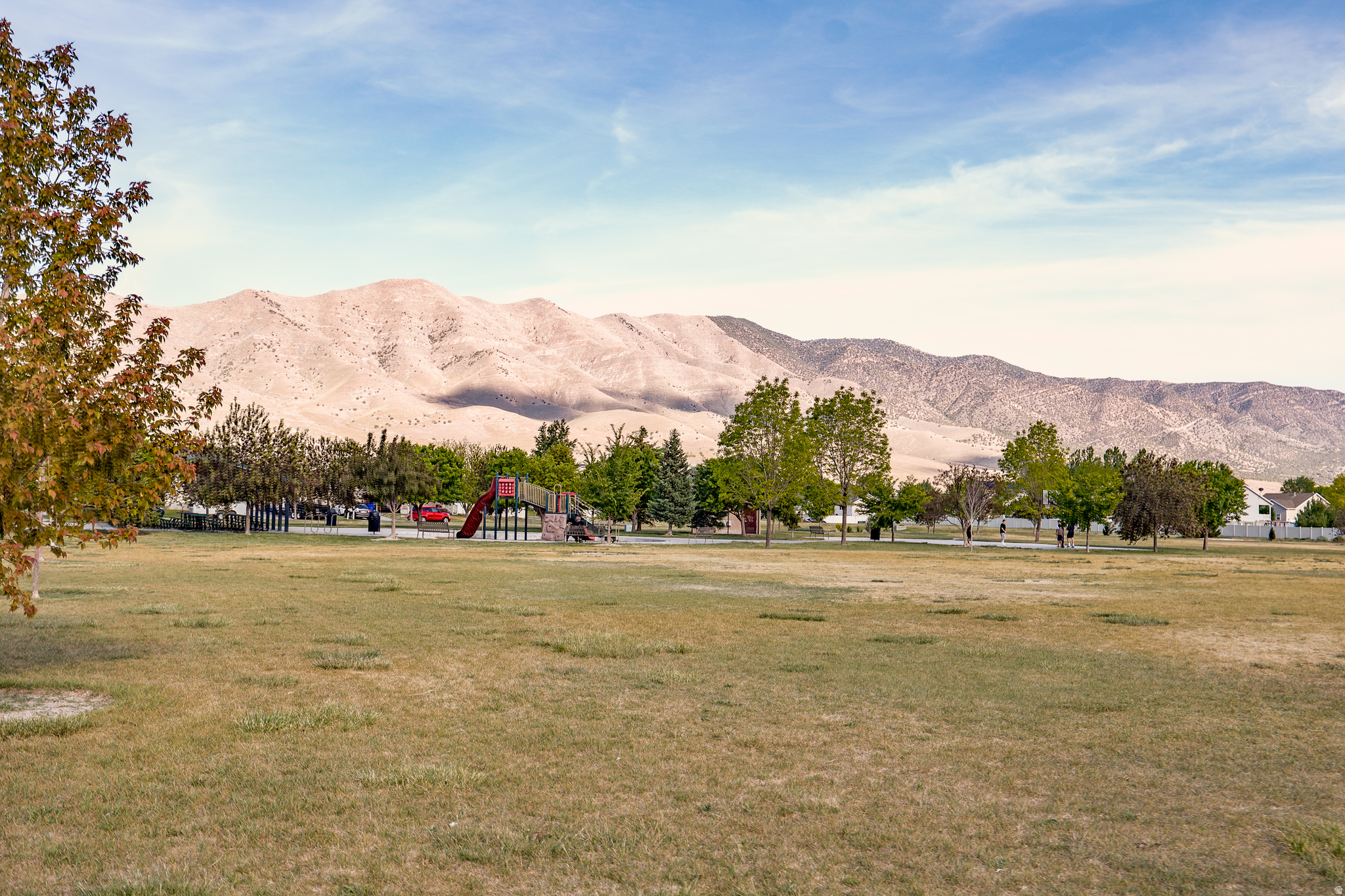COLONIAL PARK - Residential