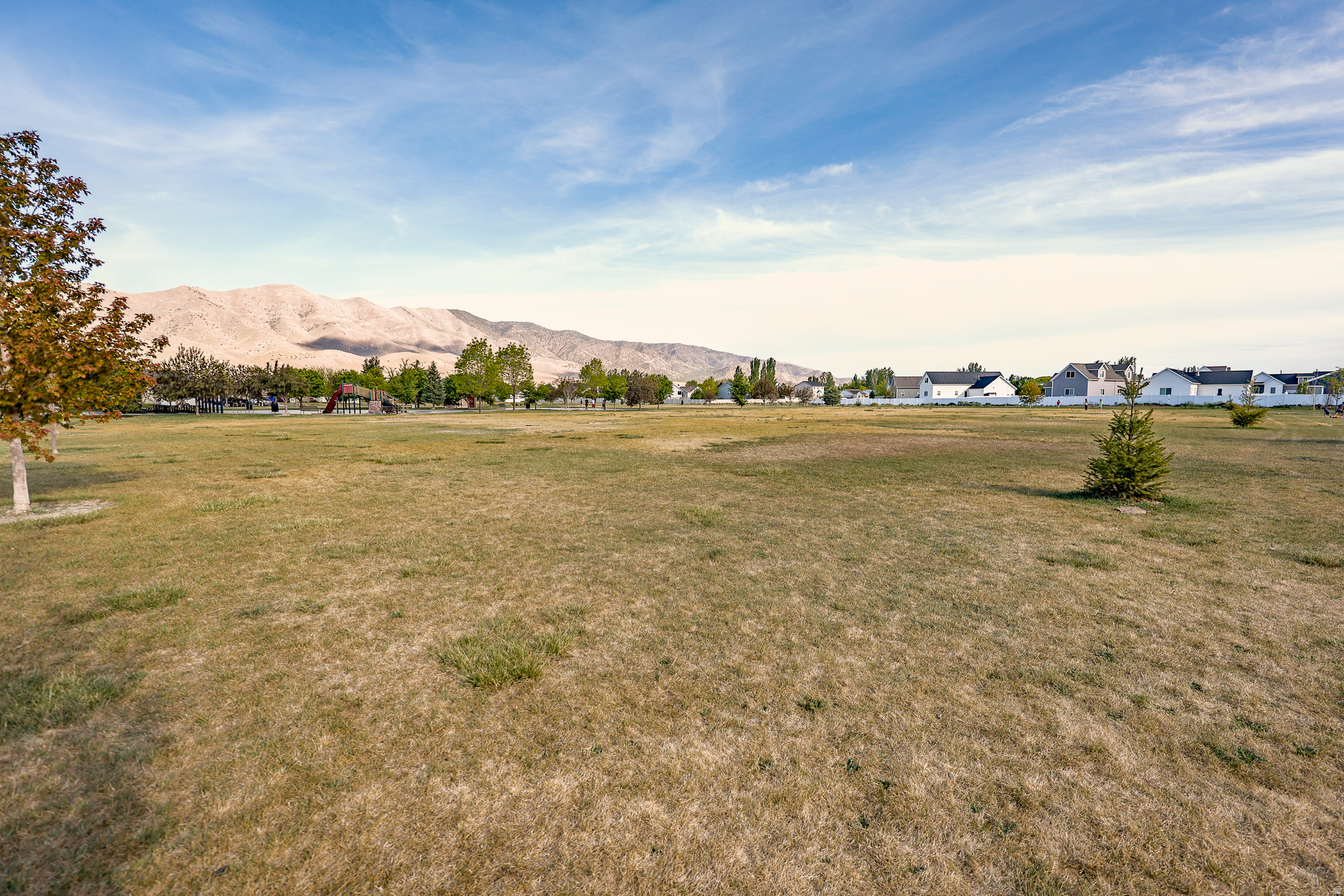 COLONIAL PARK - Residential