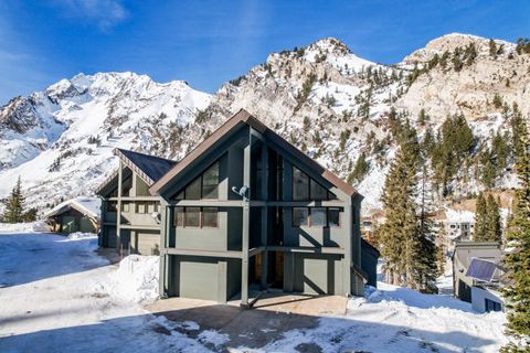 Photo of 9927 E POWDER RUN RD #10B, Alta, UT 84092 (MLS # 2133366)
