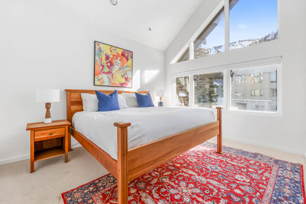 POWDER RIDGE - Residential