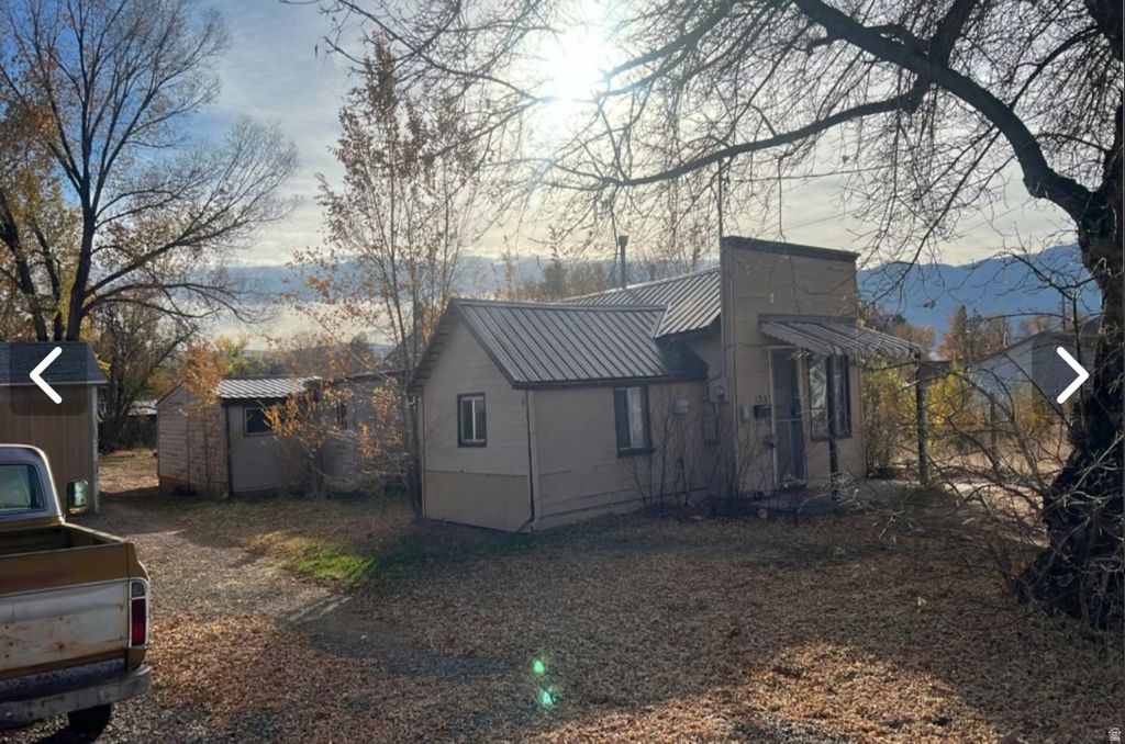Photo of 135 S 100 E, Richfield, UT 84701 (MLS # 2126985)