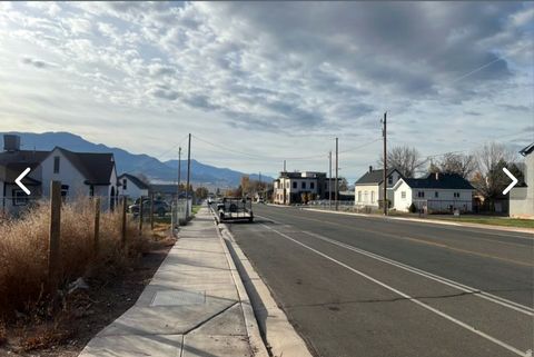 Tiny photo for 135 S 100 E, Richfield, UT 84701 (MLS # 2126985)