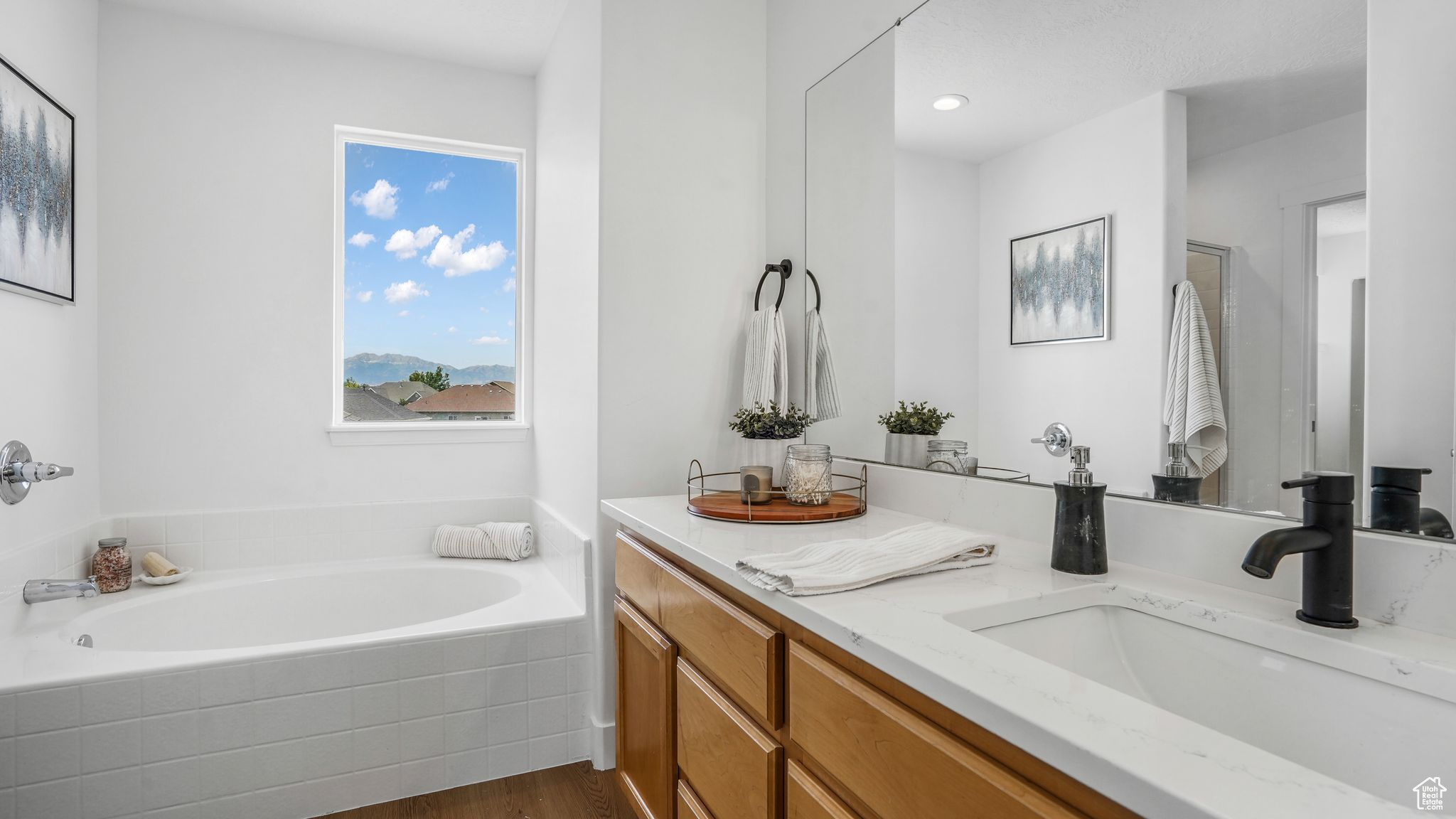 LAKESIDE SUBDIVISION - Residential