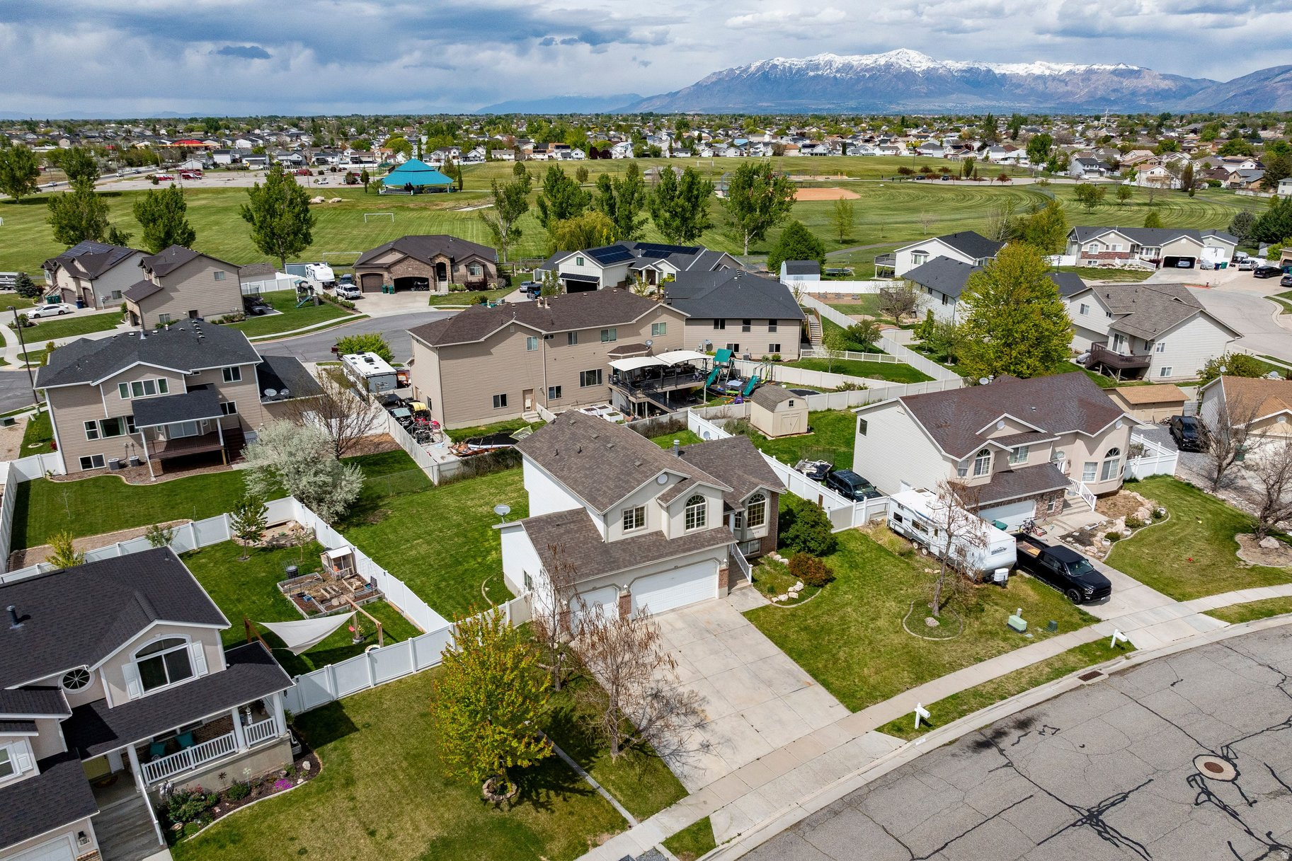 OLYMPIA PARK WEST - Residential