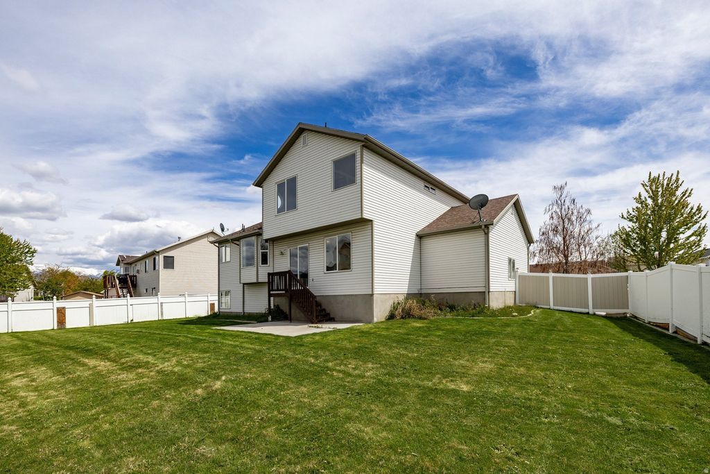 Photo of 4212 W 5850 S, Roy, UT 84067 (MLS # 2154736)