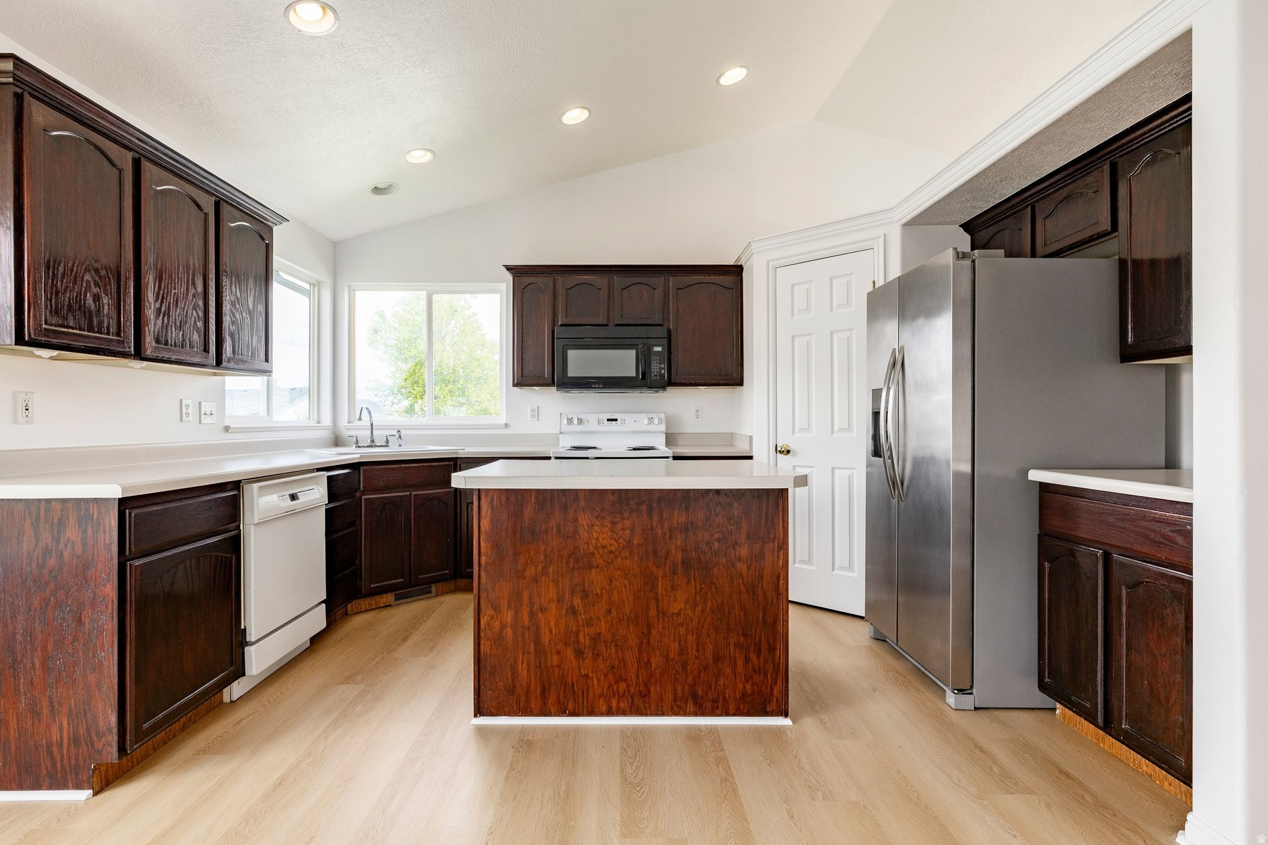 OLYMPIA PARK WEST - Residential