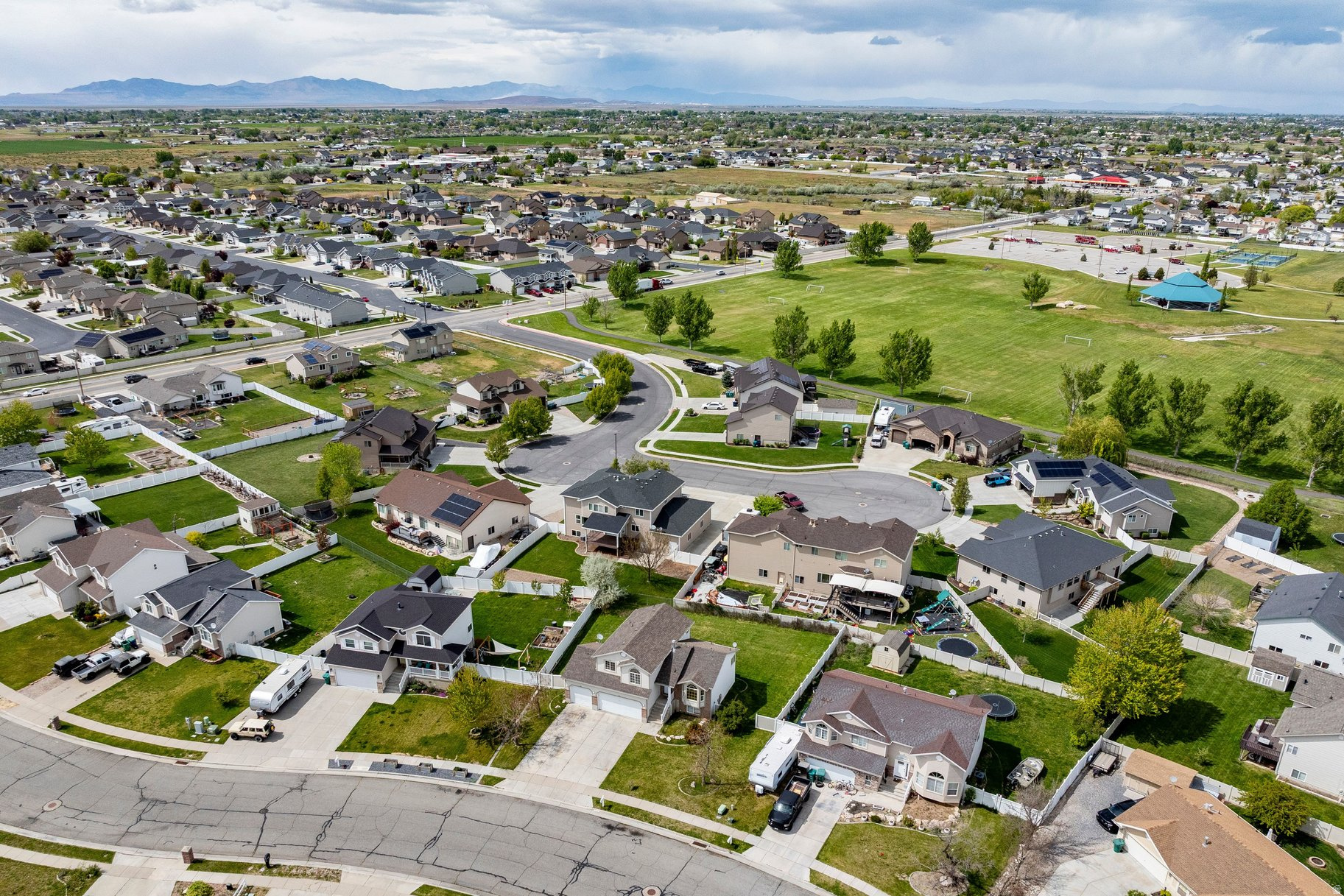 OLYMPIA PARK WEST - Residential
