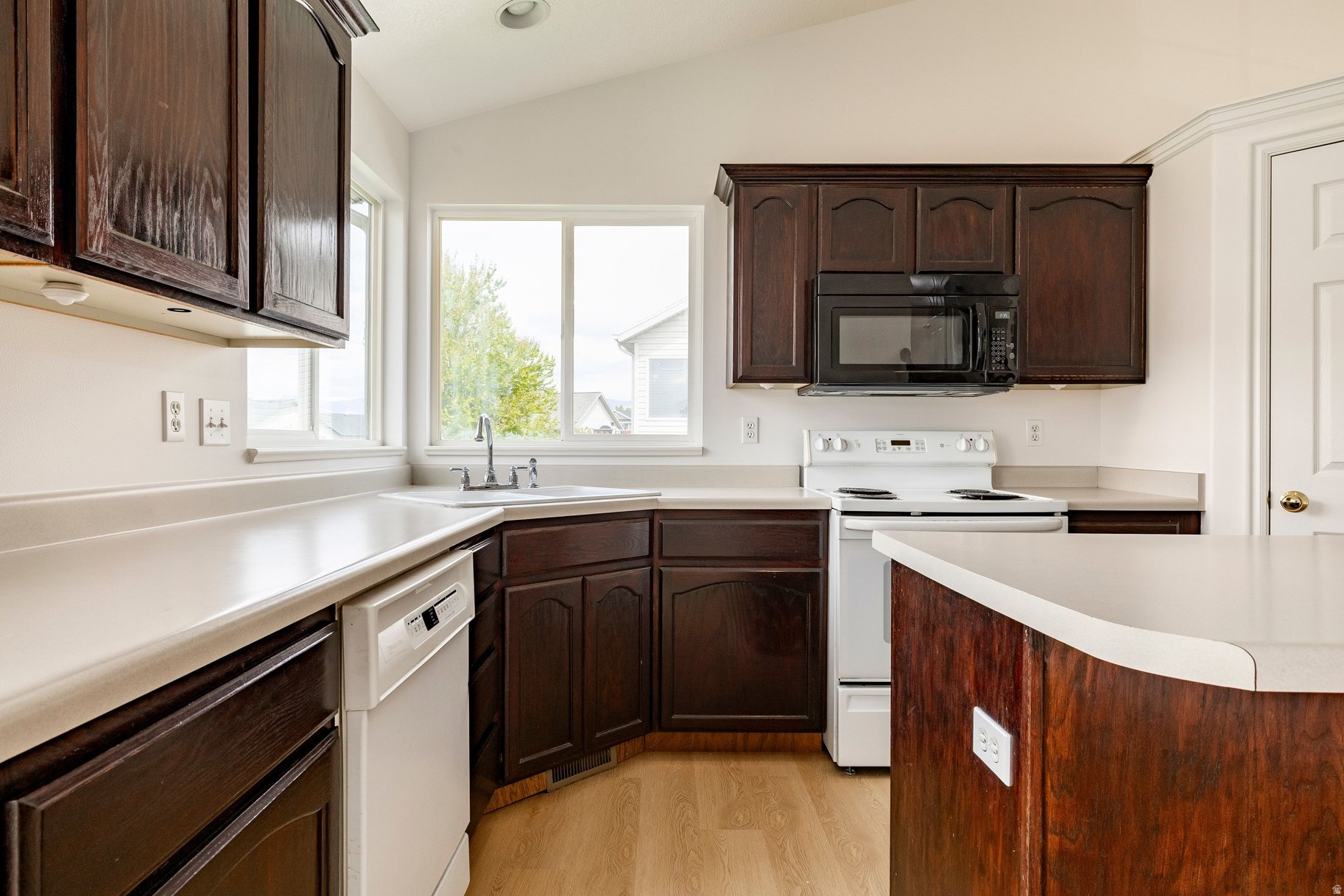 OLYMPIA PARK WEST - Residential