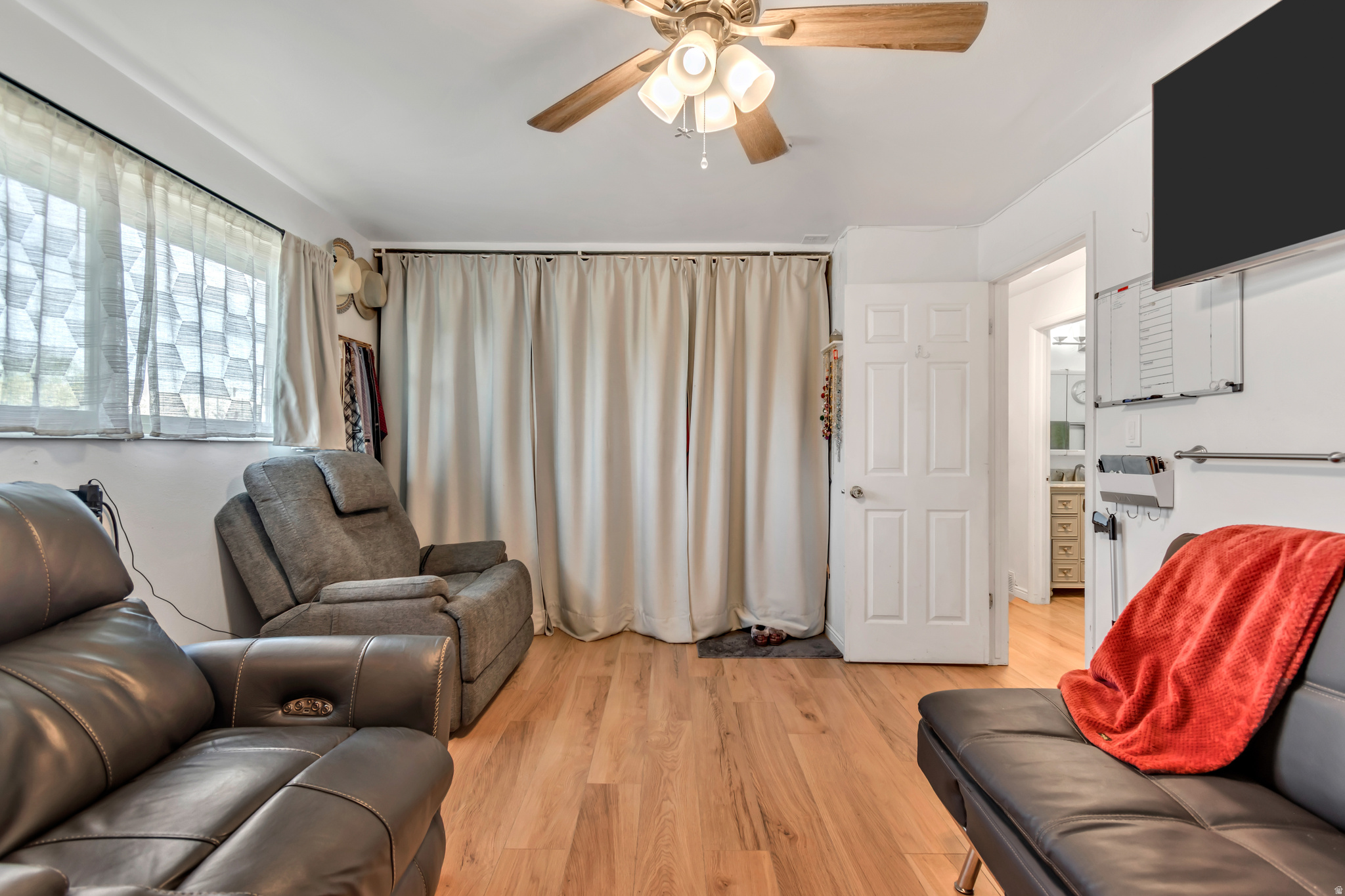 HARRIS - Residential