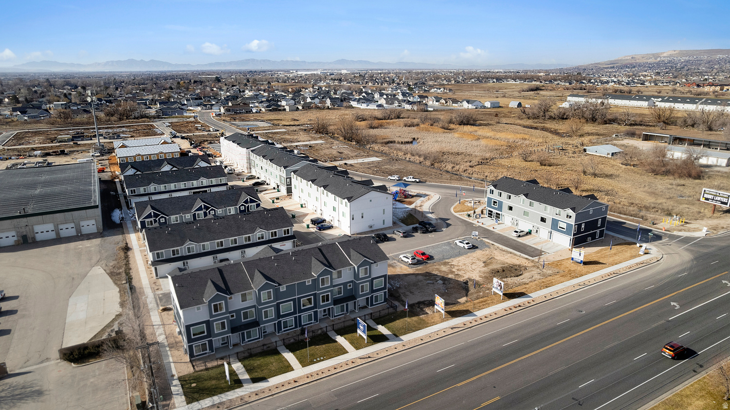 DIXON CREEK - Residential