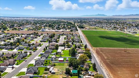 Tiny photo for 1122 N 1500 W, Clinton, UT 84015 (MLS # 2113376)