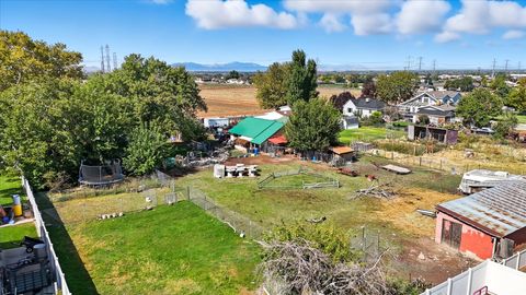 Tiny photo for 1122 N 1500 W, Clinton, UT 84015 (MLS # 2113376)