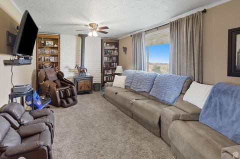 Tiny photo for 1122 N 1500 W, Clinton, UT 84015 (MLS # 2113376)
