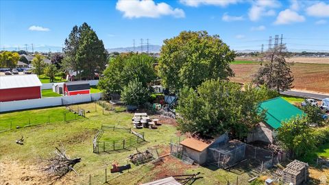 Tiny photo for 1122 N 1500 W, Clinton, UT 84015 (MLS # 2113376)