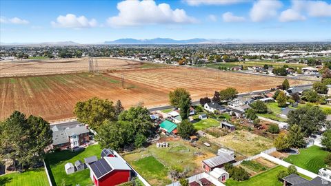 Tiny photo for 1122 N 1500 W, Clinton, UT 84015 (MLS # 2113376)