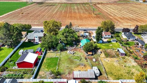 Tiny photo for 1122 N 1500 W, Clinton, UT 84015 (MLS # 2113376)