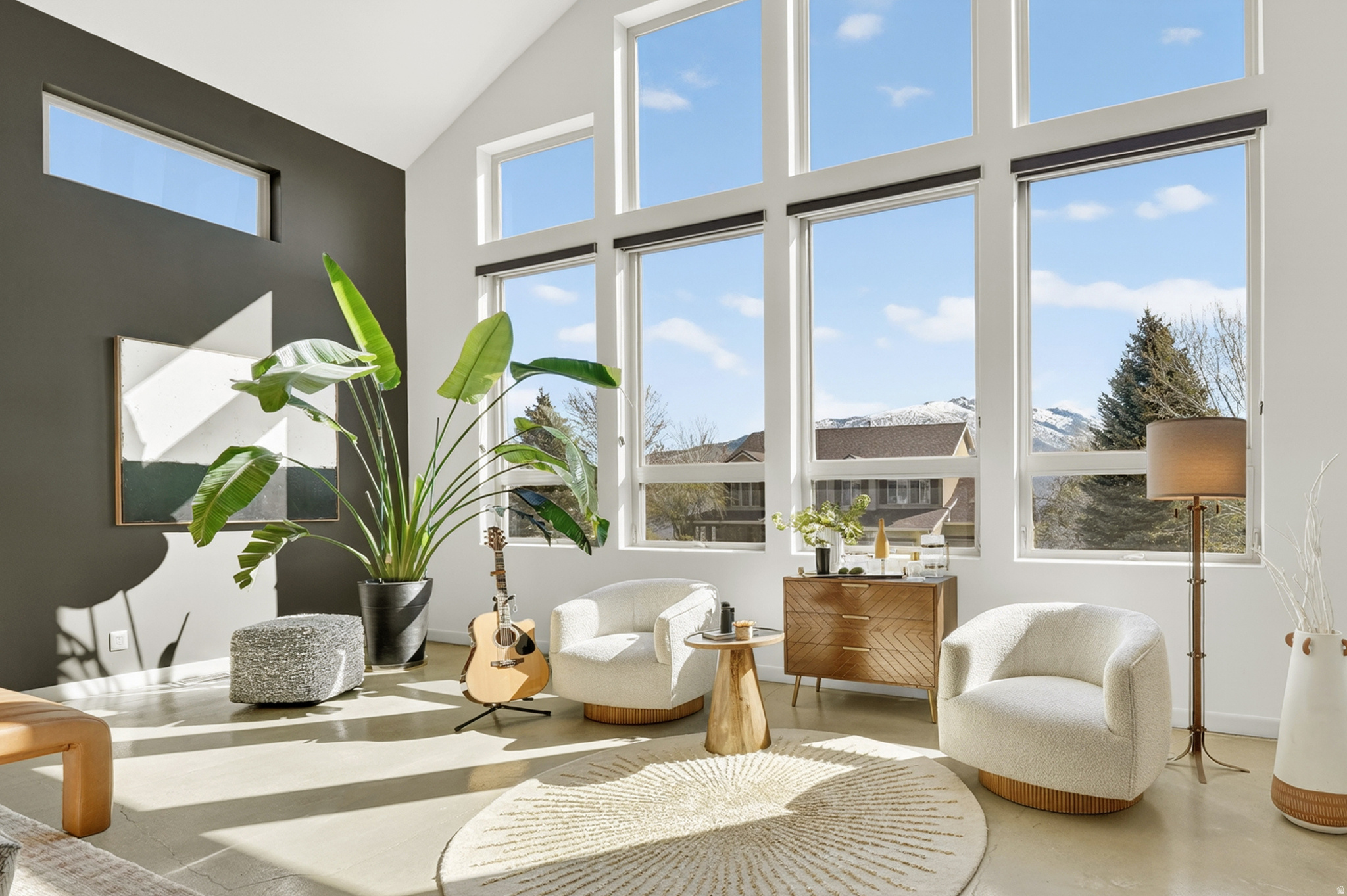 SUNCREST-THE POINTE - Residential