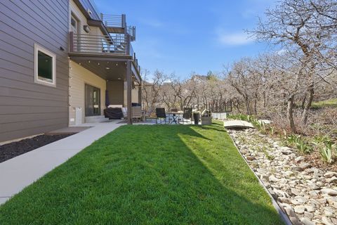 Tiny photo for 14902 S SADDLE LEAF CT E, Draper, UT 84020 (MLS # 2154887)