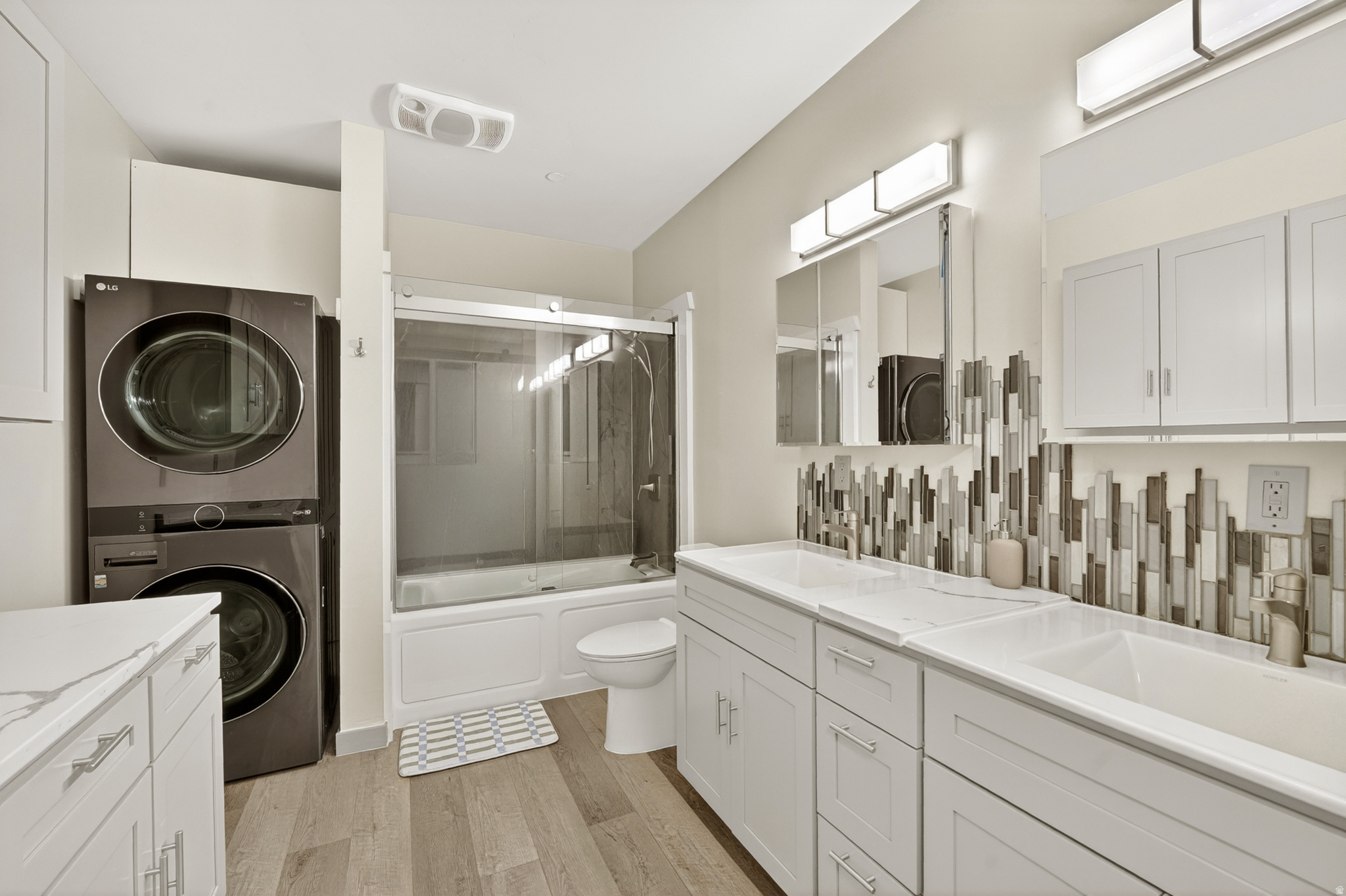 SUNCREST-THE POINTE - Residential