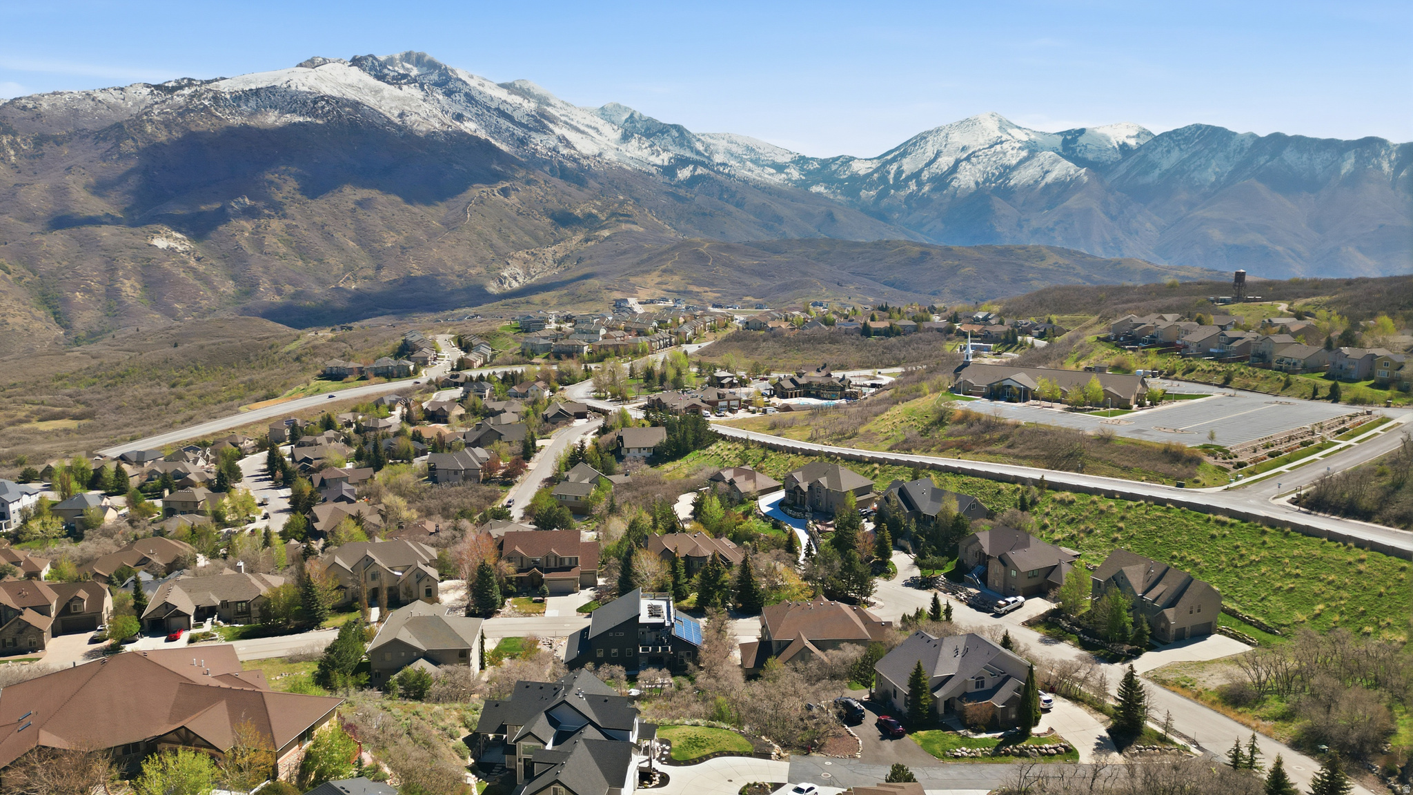 SUNCREST-THE POINTE - Residential
