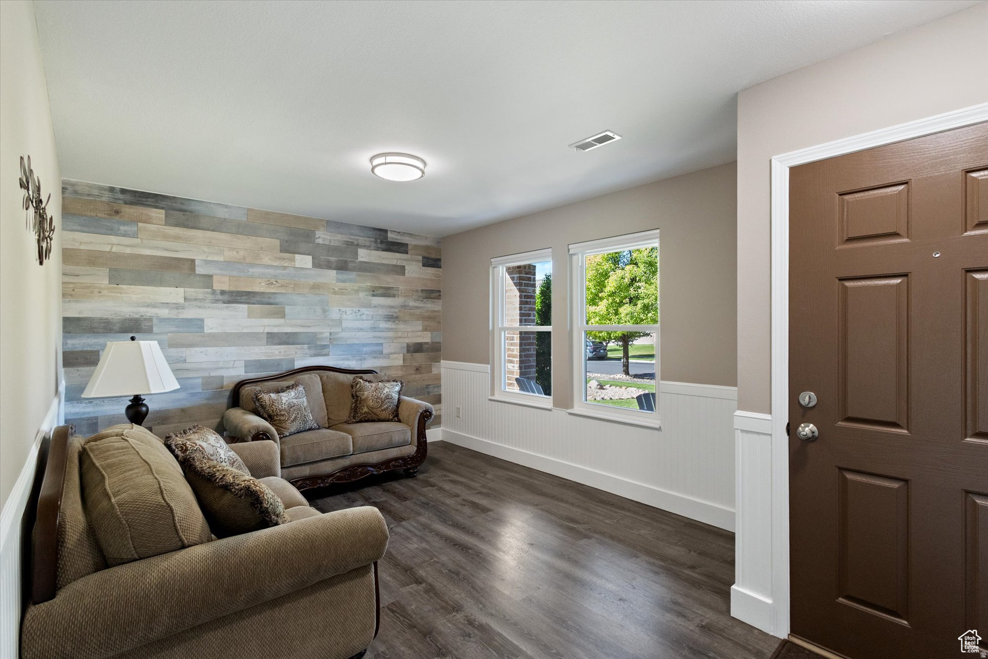 HAMILTON FARMS - Residential