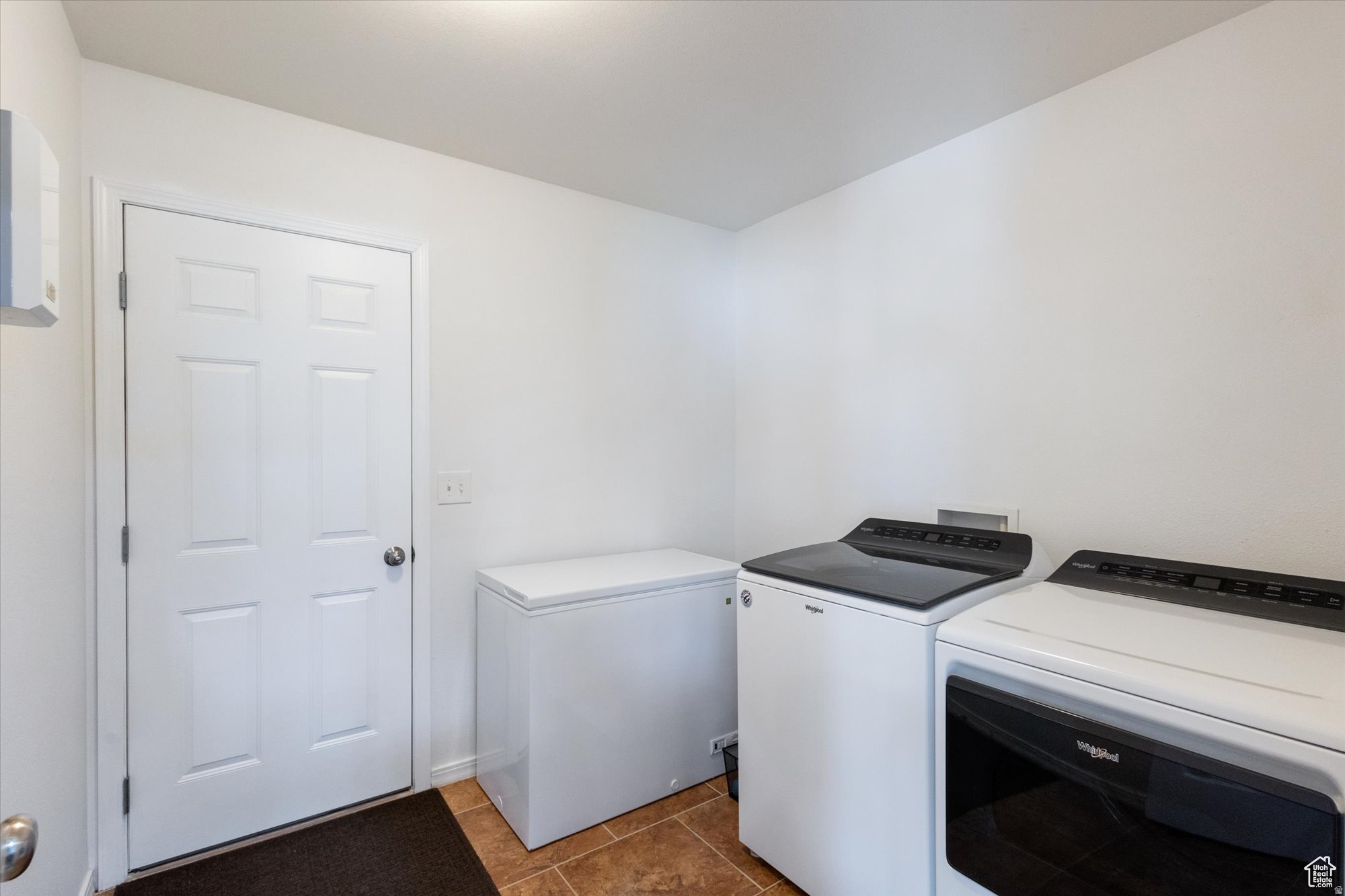 HAMILTON FARMS - Residential