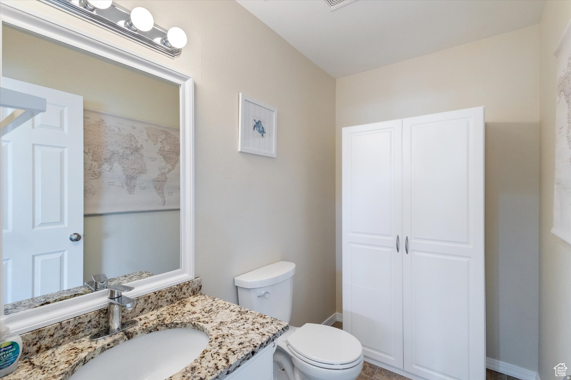 HAMILTON FARMS - Residential