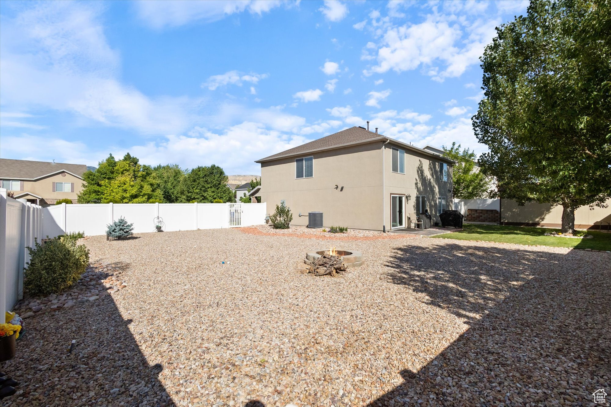 HAMILTON FARMS - Residential