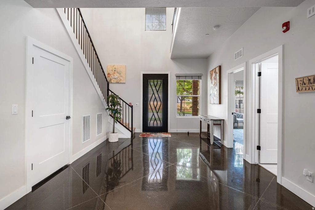 Photo of 4228 W HAMPSHIRE RD, Hurricane, UT 84737 (MLS # 2145696)