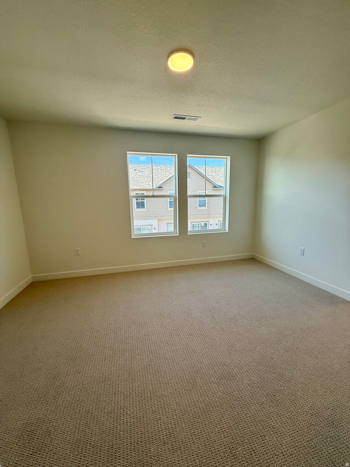 TOWNS ON MAIN - Residential