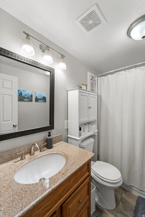 Tiny photo for 1485 E NAVAJO DR S, Pleasant Grove, UT 84062 (MLS # 2127421)