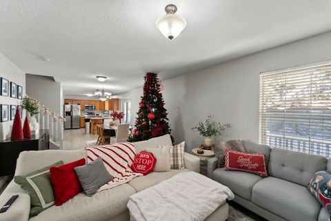 Tiny photo for 1485 E NAVAJO DR S, Pleasant Grove, UT 84062 (MLS # 2127421)