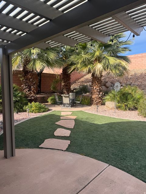 Tiny photo for 1289 N OVERLAND CIR, Washington, UT 84780 (MLS # 2137219)