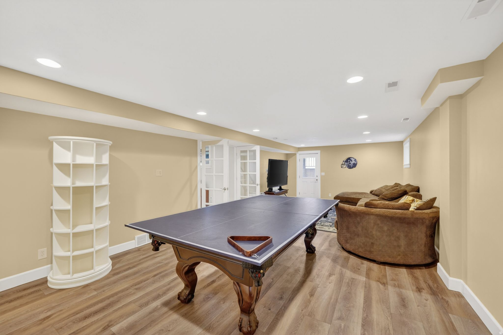 EL VERDA GARDENS - Residential