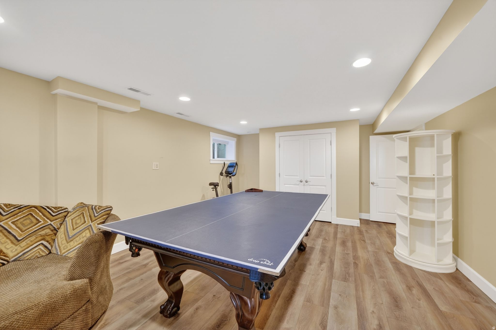 EL VERDA GARDENS - Residential