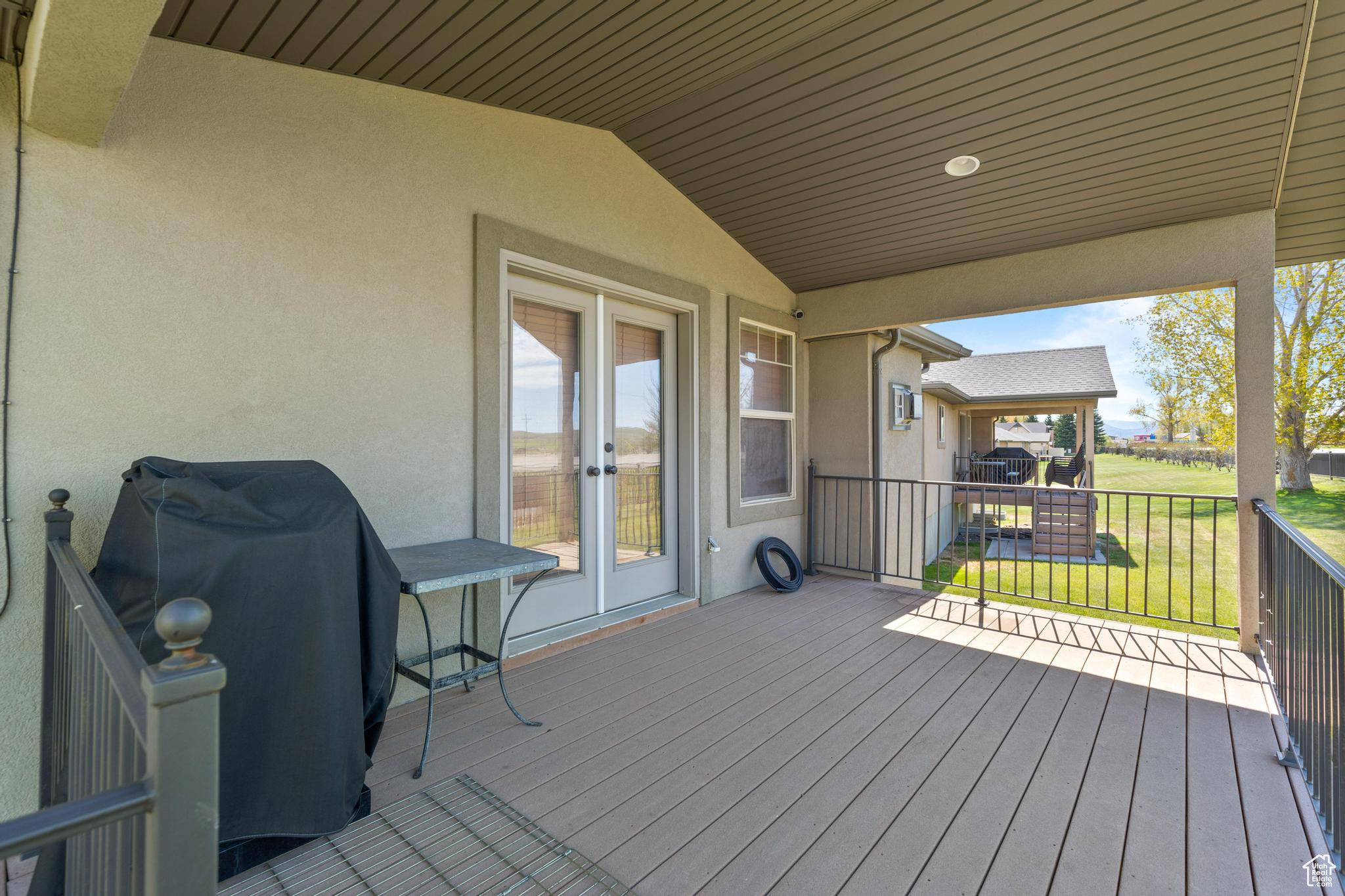 THE COTTAGES - Residential