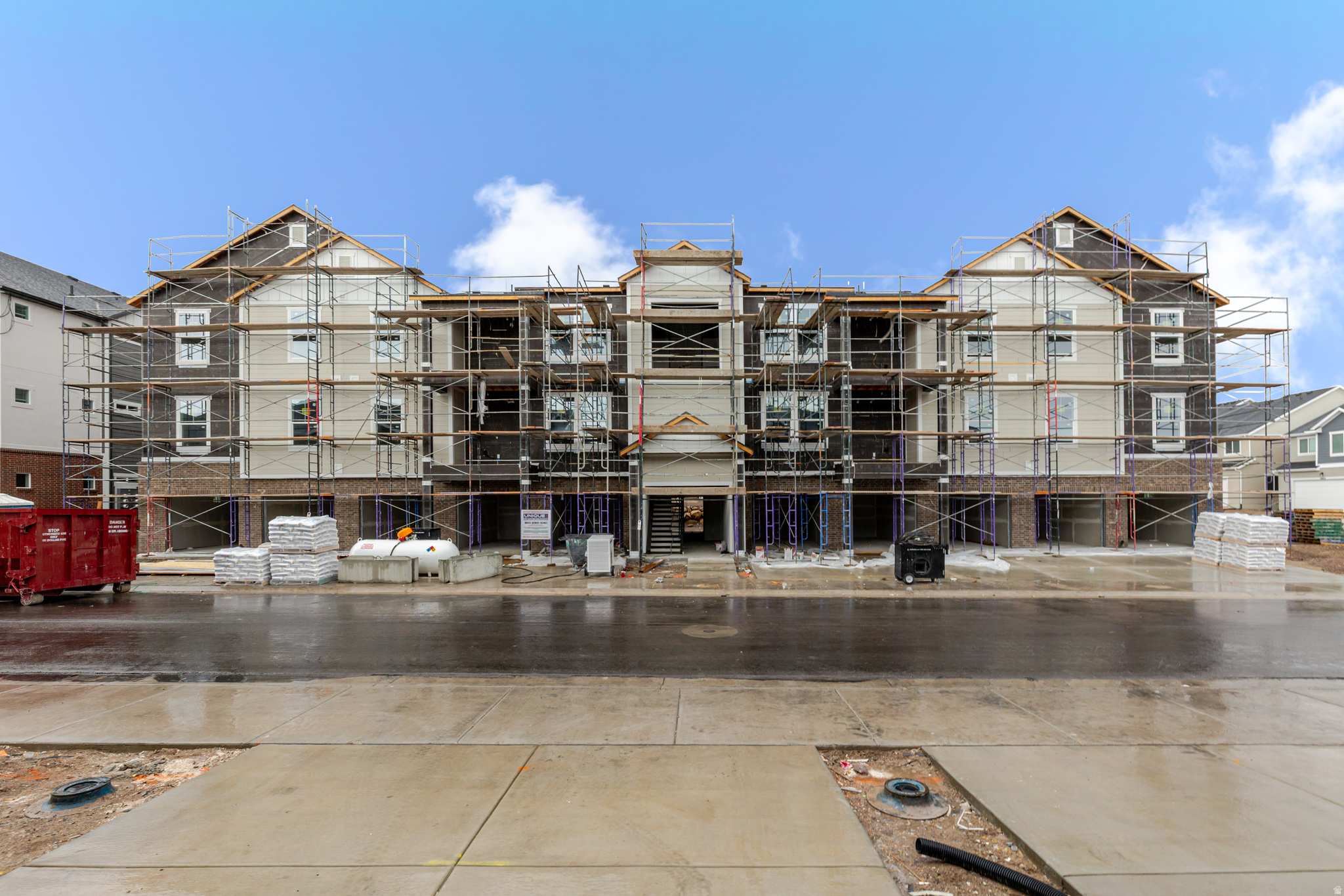 HIGHRIDGE - Residential