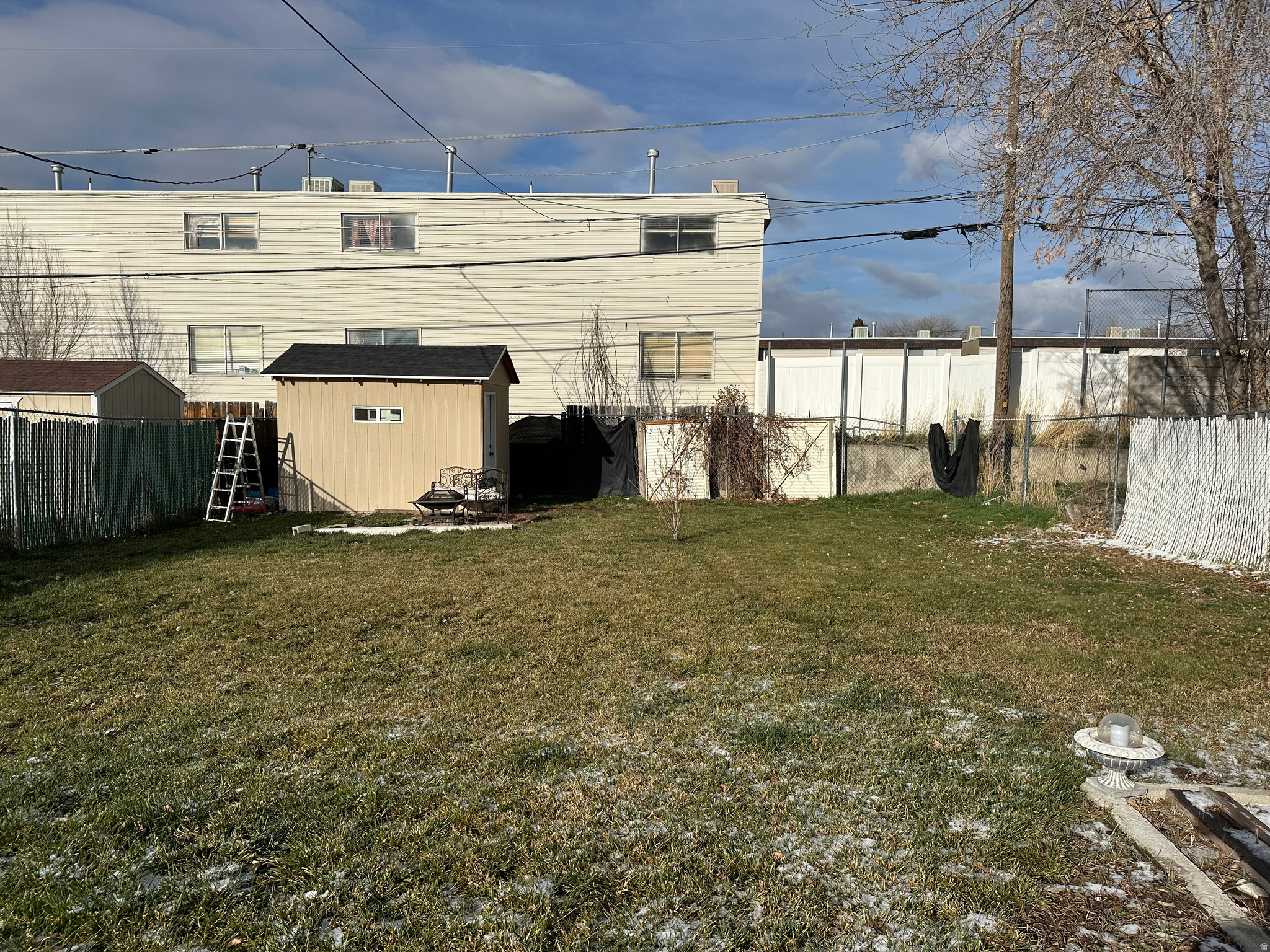 ALHAMBRA PLACE - Residential